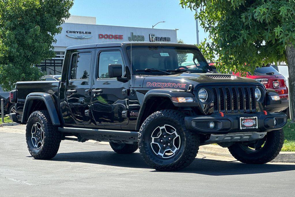 Used 2023 Jeep Gladiator Mojave w/ Cold Weather Group AWD/4WD image 2