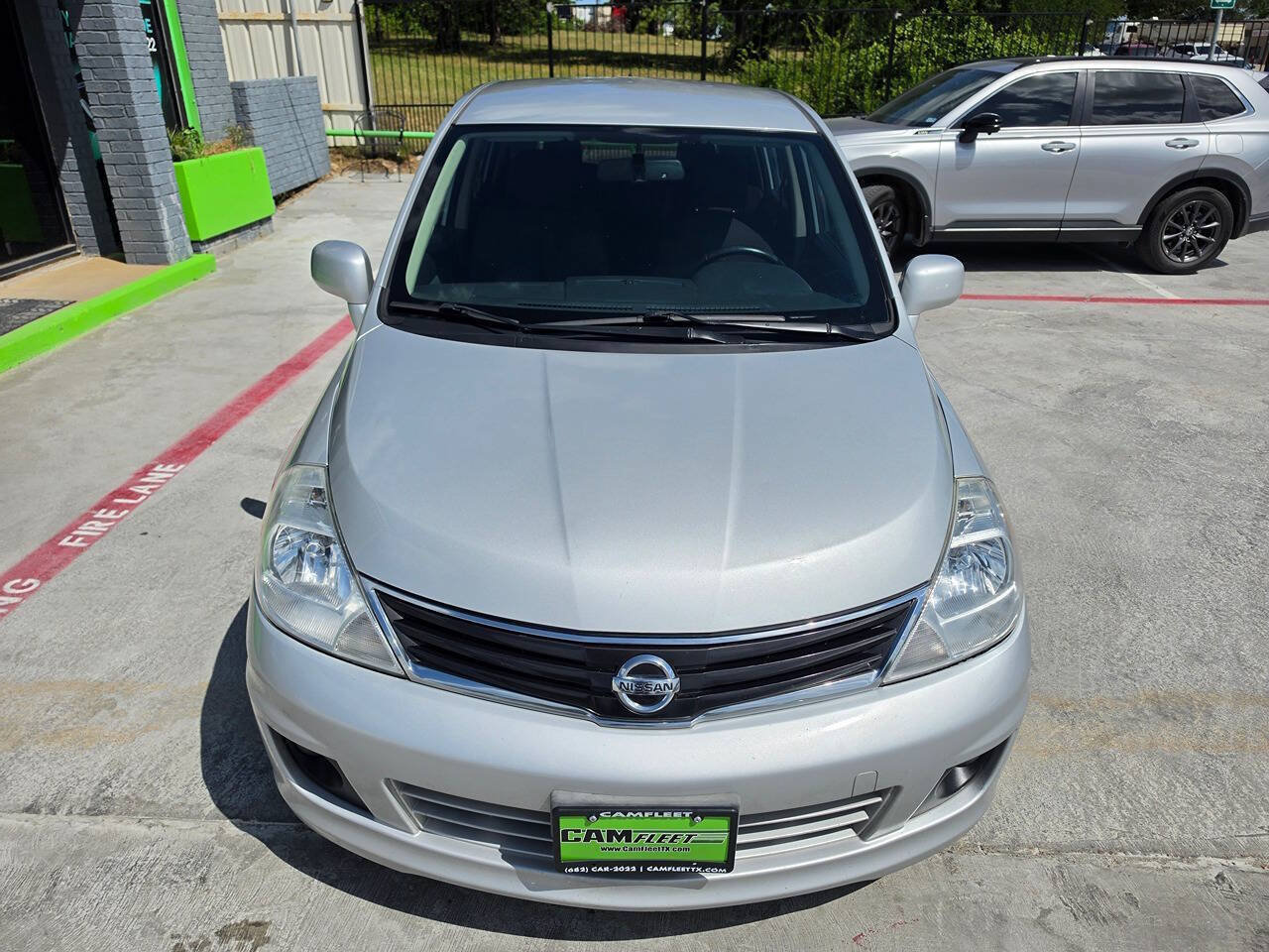 Used 2012 Nissan Versa Hatchback w/ SL Navigation Pkg FWD image 6