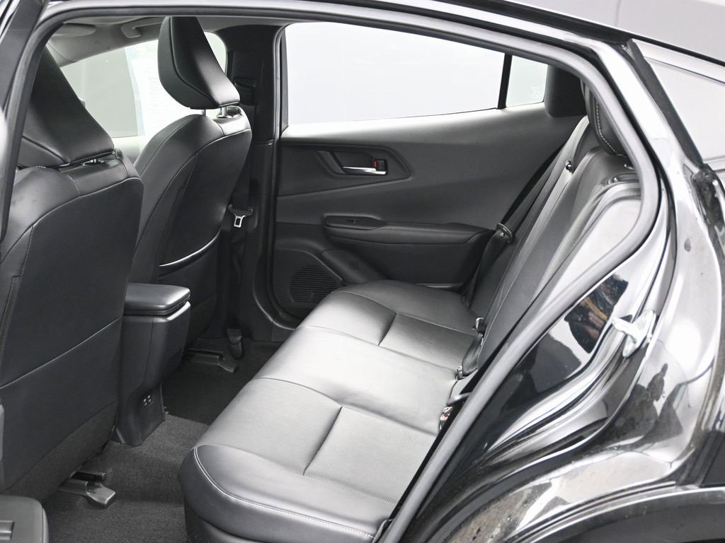 Used 2024 Toyota Prius XLE image 30