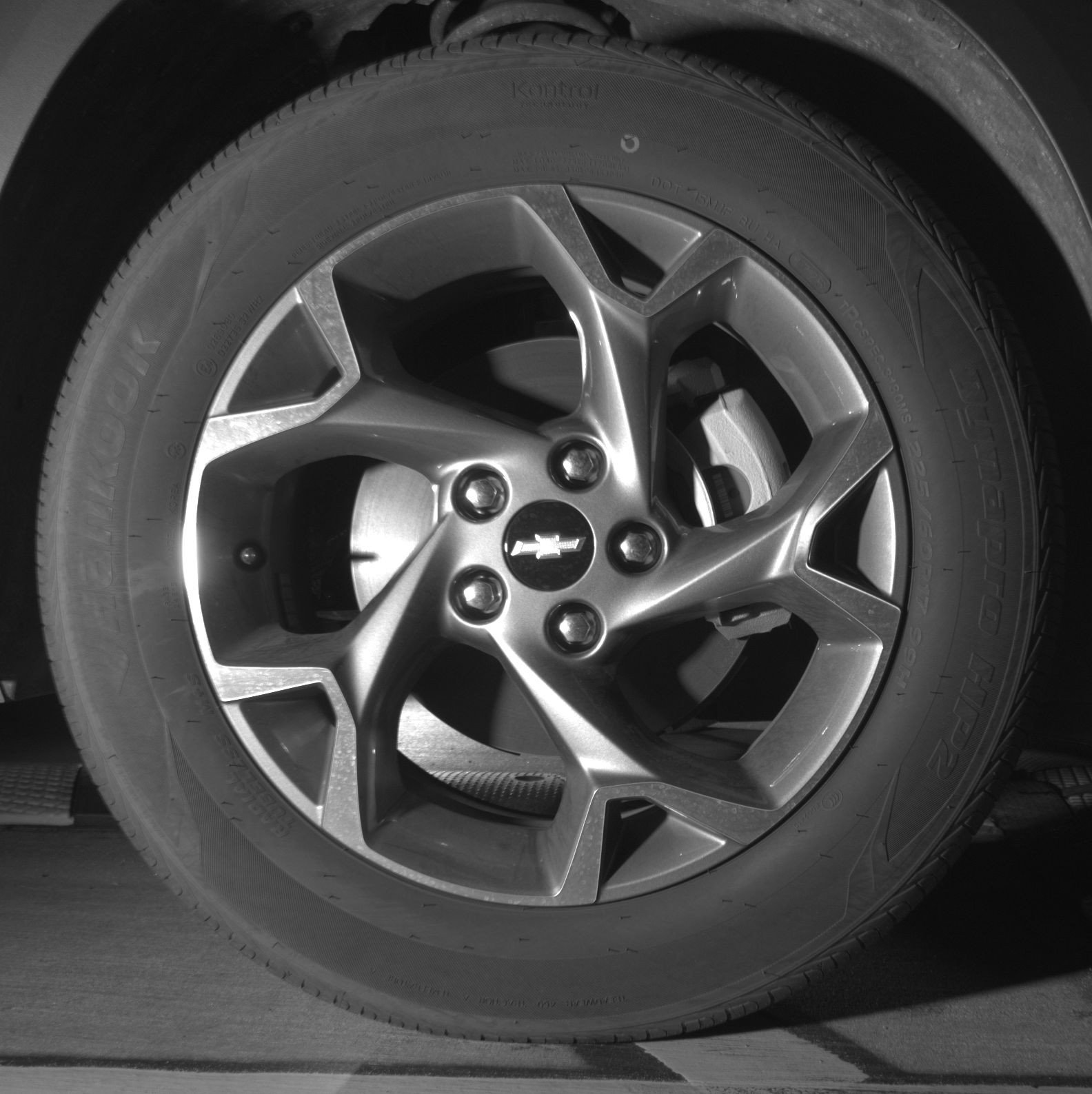 Used 2025 Chevrolet Trax LT FWD image 13