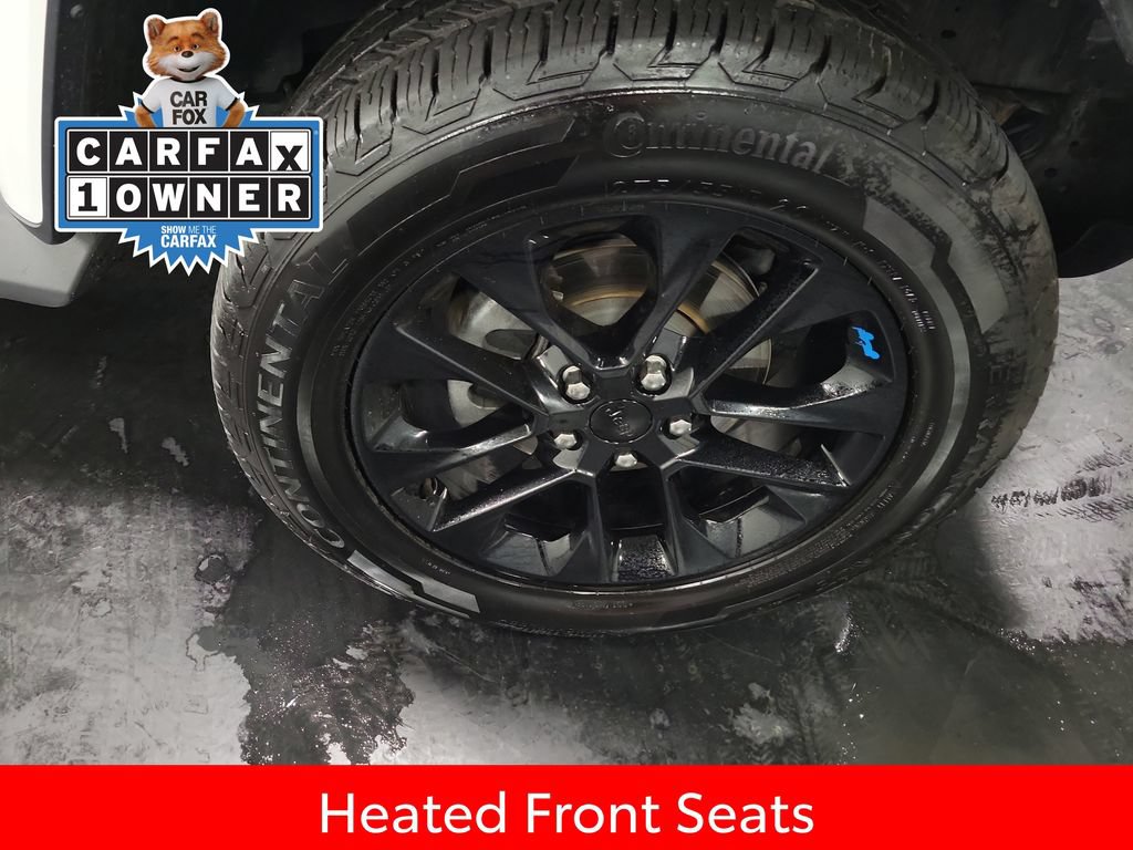 Used 2022 Jeep Wrangler Unlimited Sahara w/ Cold Weather Group AWD/4WD image 10