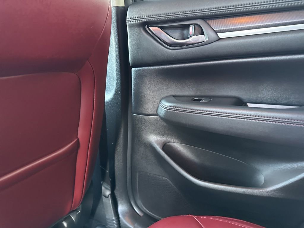 Used 2021 MAZDA CX-5 Carbon Edition image 16