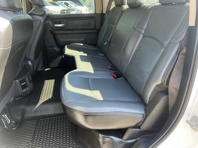 Used 2019 RAM 2500 Tradesman image 17