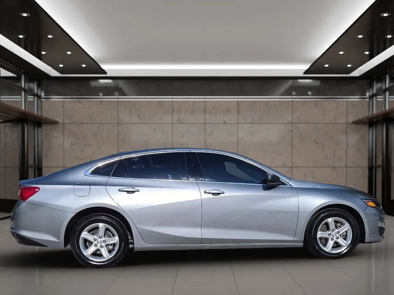Used 2024 Chevrolet Malibu LS FWD image 4