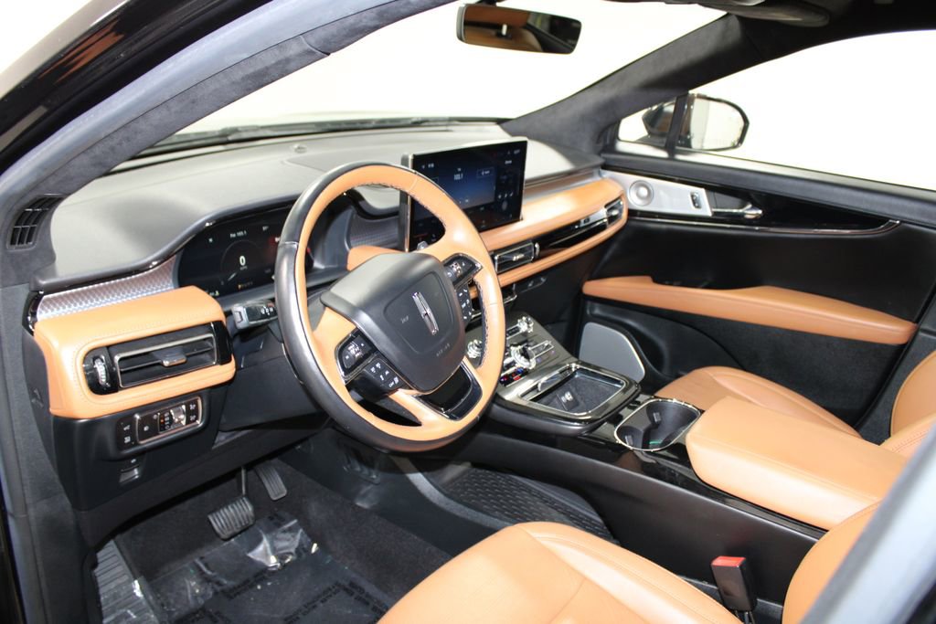 Used 2023 Lincoln Nautilus Black Label w/ Cargo Utility Package image 24