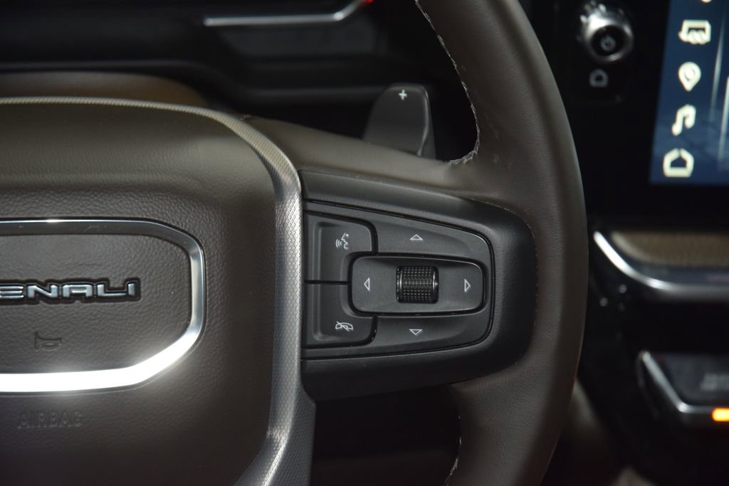 Used 2023 GMC Sierra 1500 Denali w/ Technology Package AWD/4WD image 41