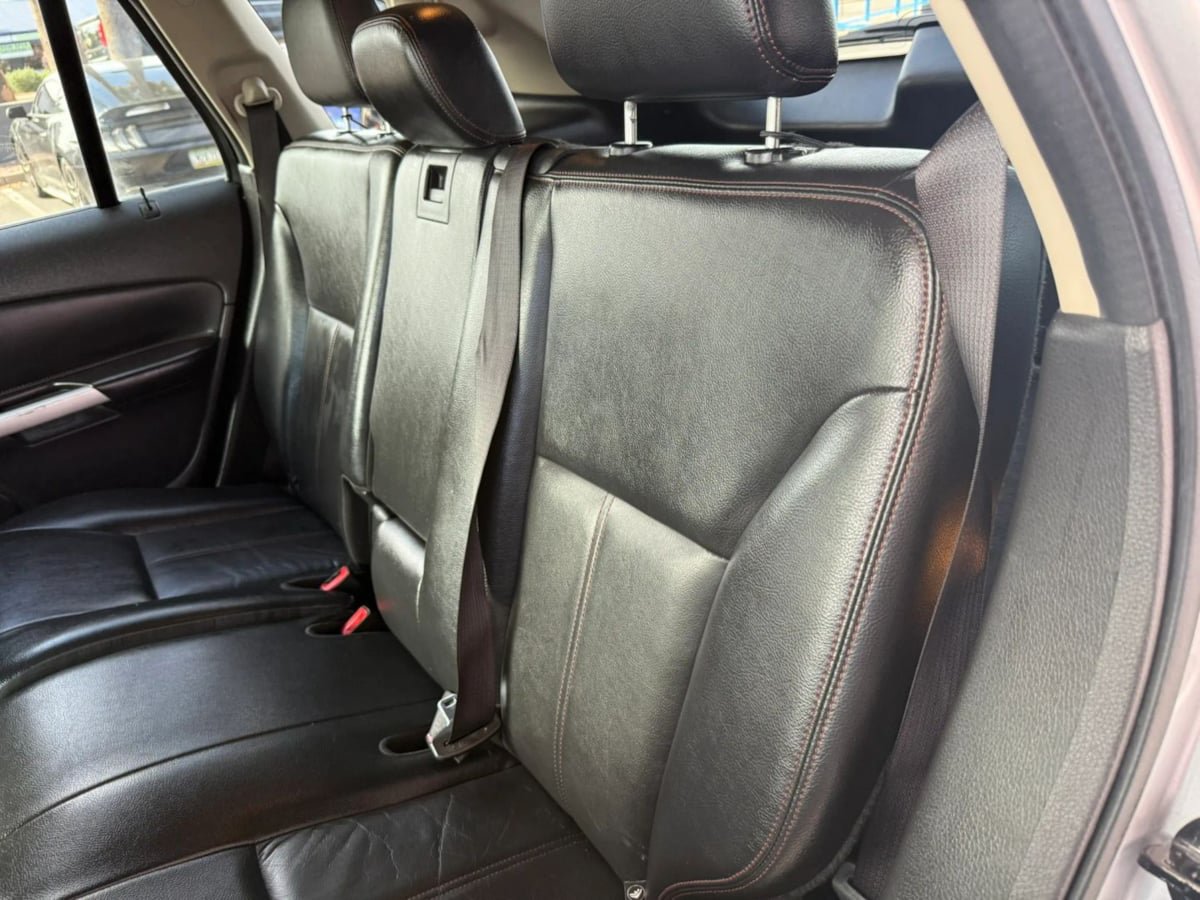 Used 2013 Ford Edge Limited FWD image 43