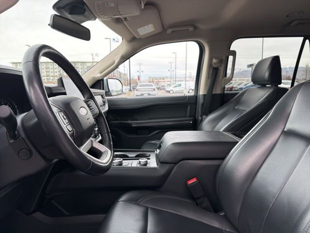 Used 2024 Ford Expedition Max XLT image 24