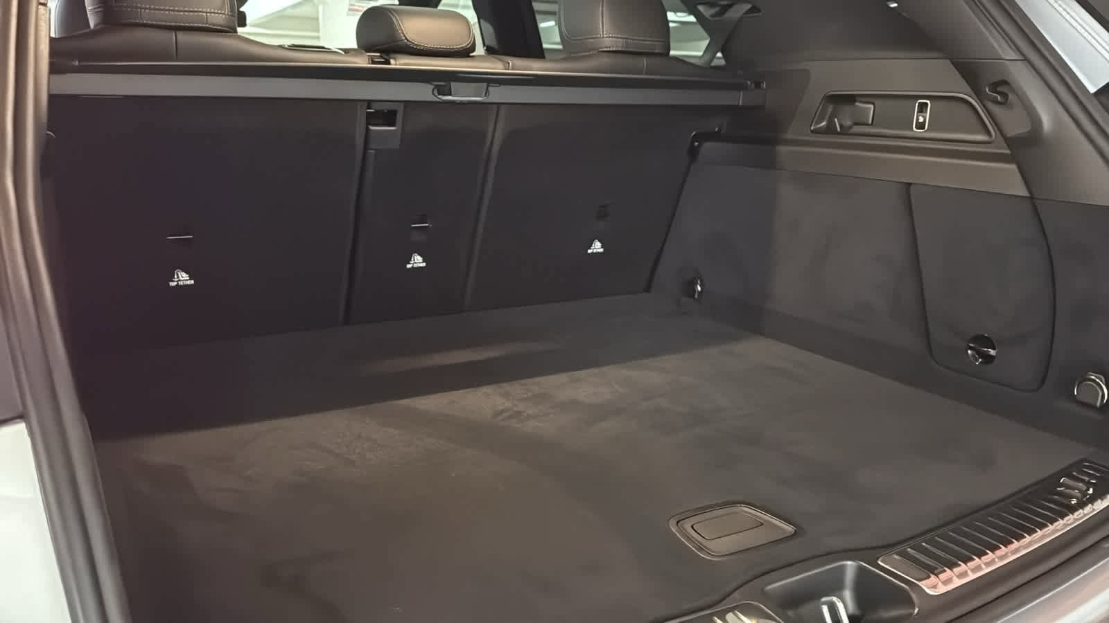 New 2026 Mercedes-Benz GLE 53 AMG 4MATIC image 30