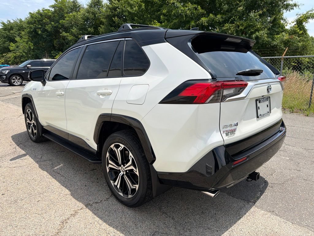 Used 2022 Toyota RAV4 XSE w/ Weather Package AWD/4WD image 4