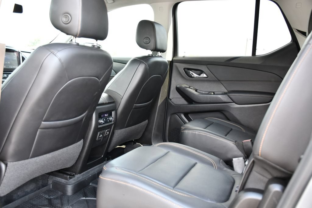 Used 2021 Chevrolet Traverse Premier w/ LPO, Floor Liner Package AWD/4WD image 22