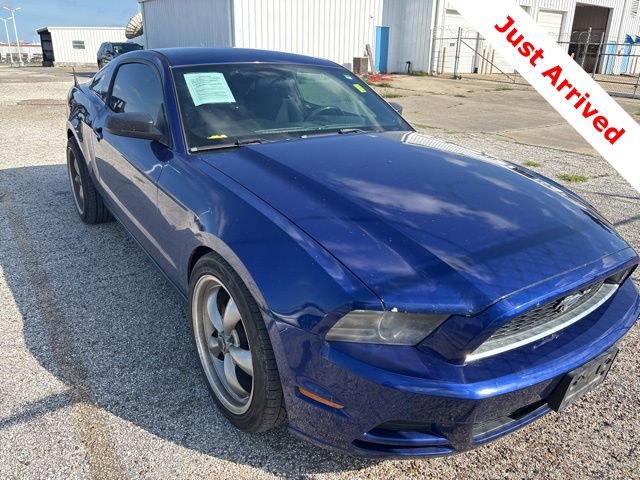 Used 2014 Ford Mustang Coupe RWD image 5