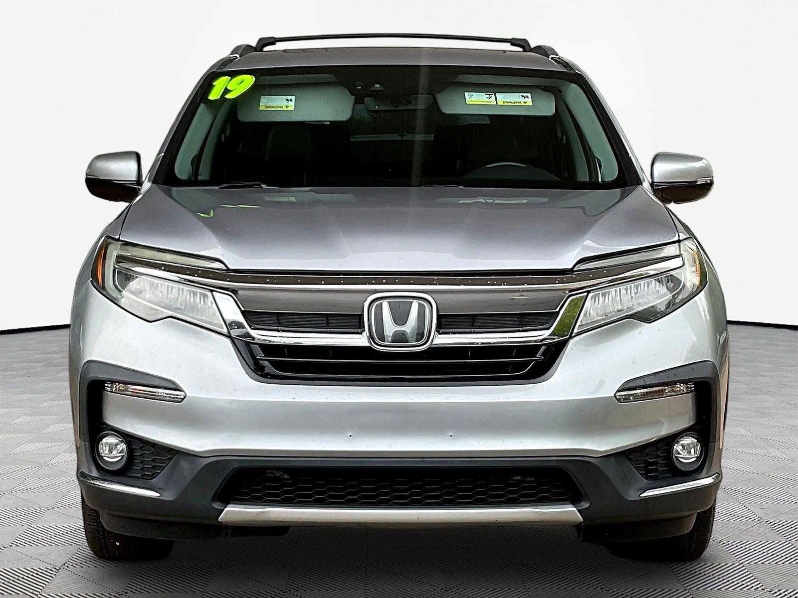 Used 2019 Honda Pilot Elite image 2