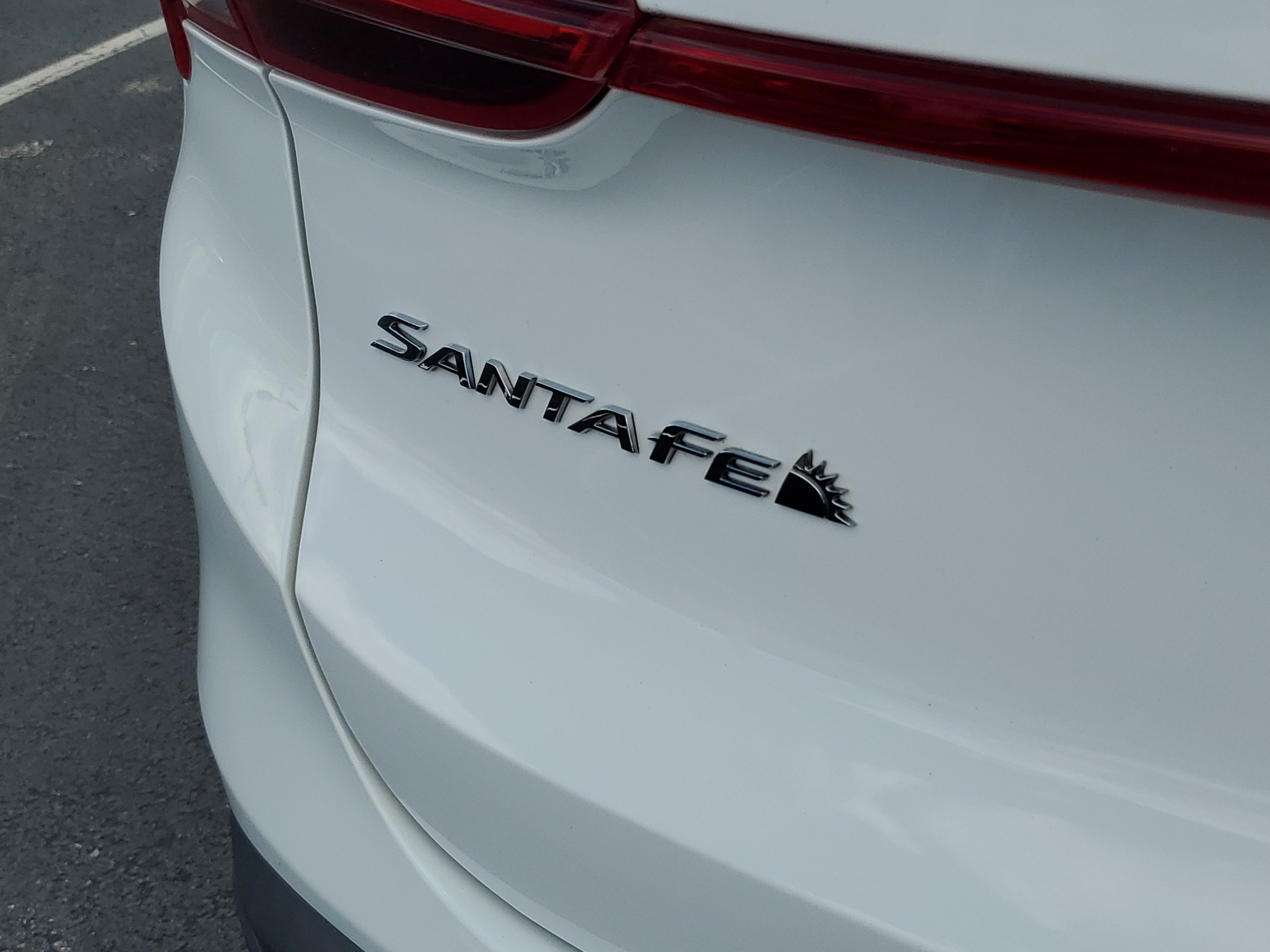 Used 2023 Hyundai Santa Fe SE FWD image 6