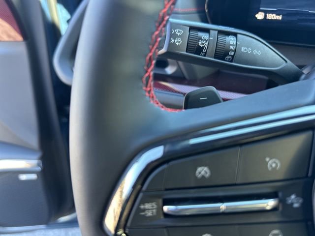 New 2026 Chevrolet Traverse RS w/ LPO, Floor Liner Package image 20