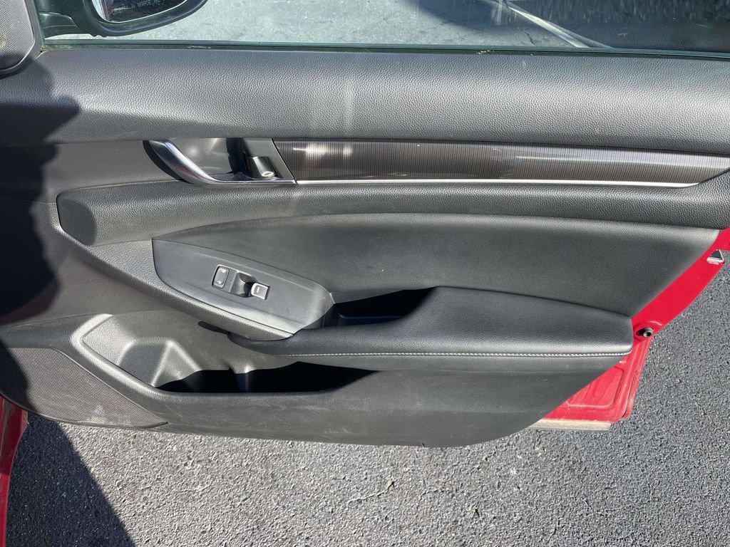 Used 2021 Honda Accord Sport image 45