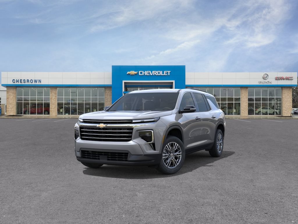New 2027 Chevrolet Traverse LT w/ LPO, Floor Liner Package FWD image 8
