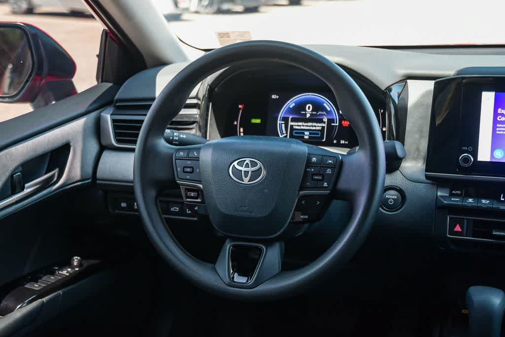 Used 2026 Toyota Camry LE w/ Convenience Package FWD image 12
