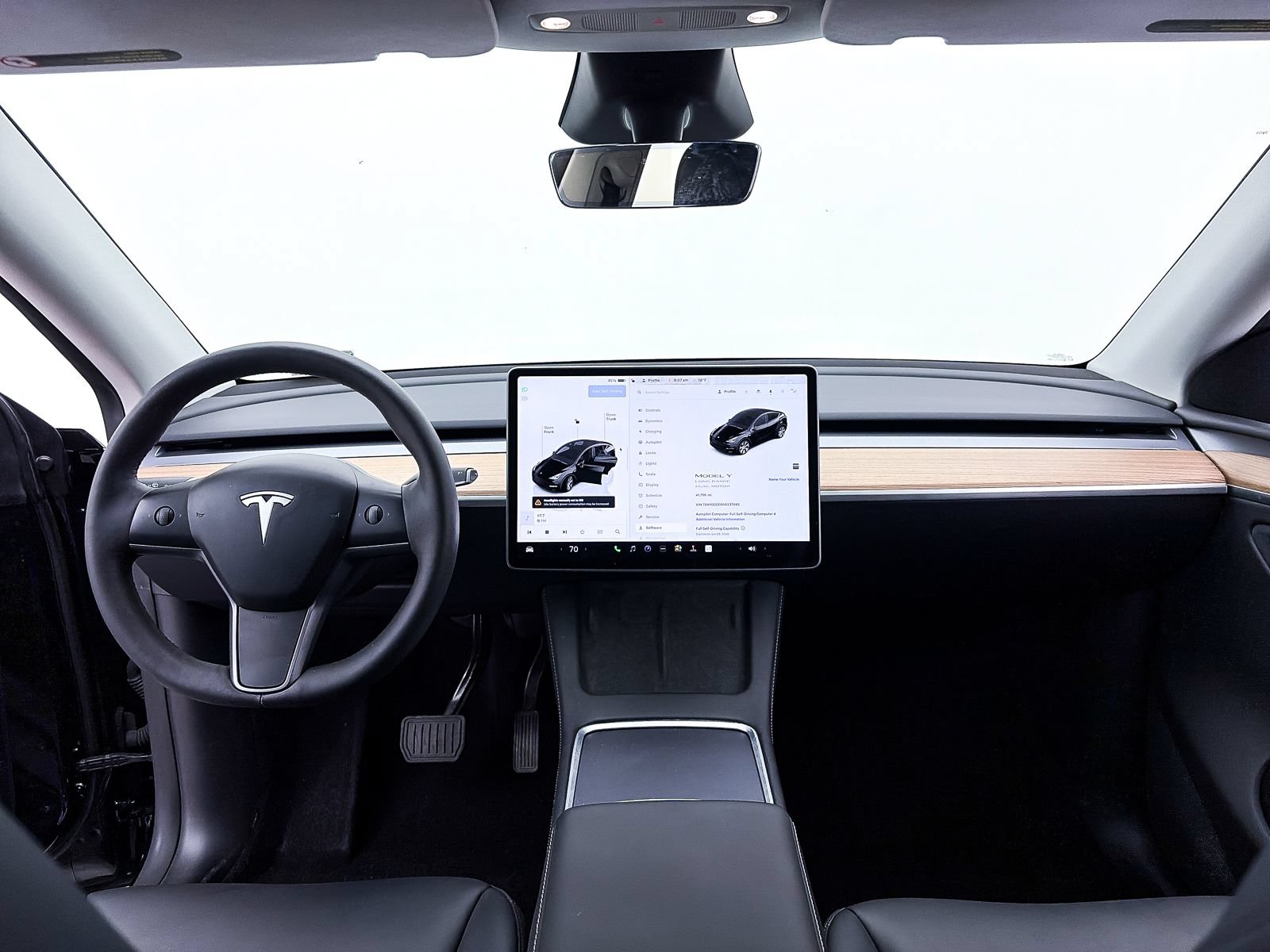 Used 2024 Tesla Model Y Long Range AWD/4WD image 25