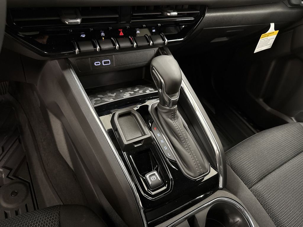 New 2026 GMC Canyon Elevation w/ Convenience Package image 16