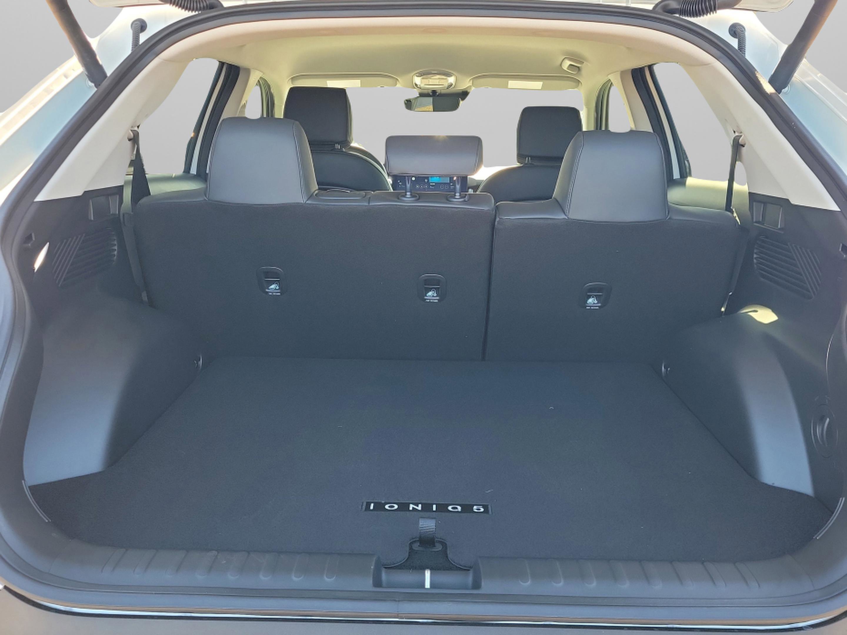 New 2026 Hyundai Ioniq 5 SEL image 7