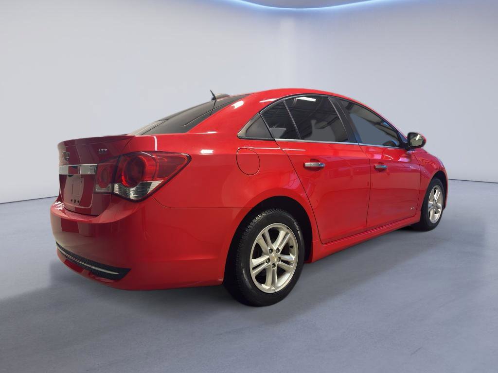 Used 2015 Chevrolet Cruze LTZ w/ Sun, Sound and Sport Package FWD image 6