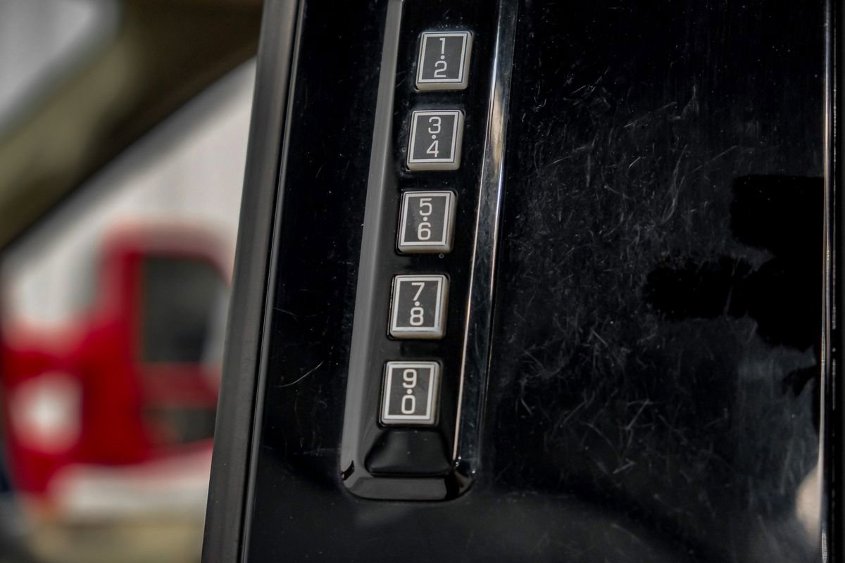 Used 2018 Ford F250 Lariat w/ Lariat Ultimate Package image 42