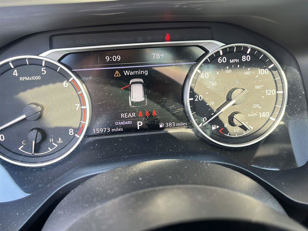 Used 2021 Nissan Rogue SL w/ Premium Package FWD image 2