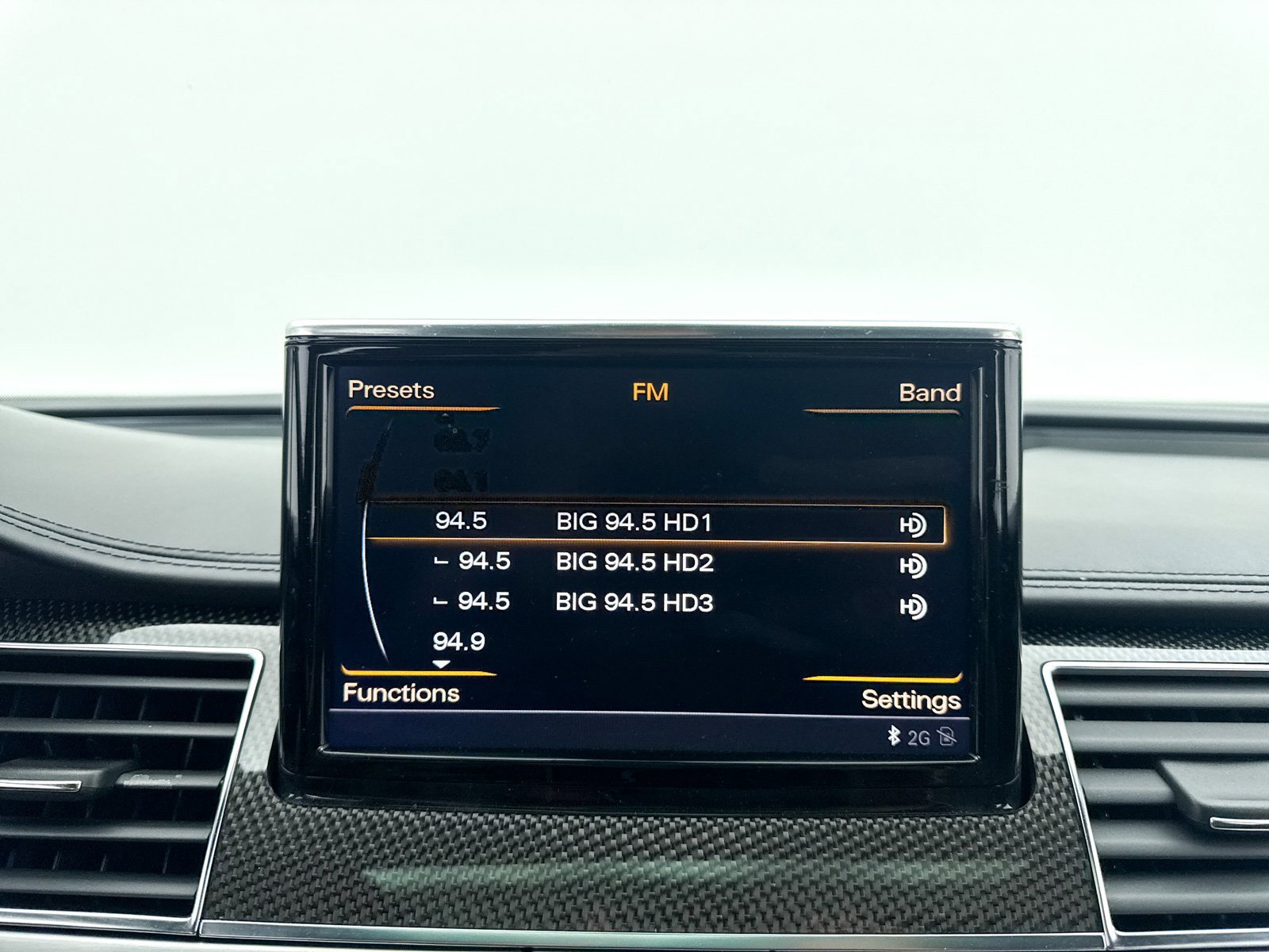 Used 2014 Audi S8 w/ Full Leather Package image 8