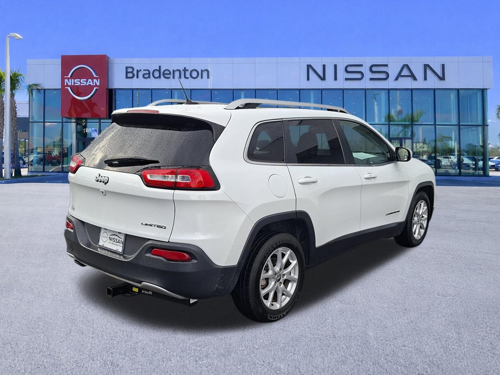 Used 2014 Jeep Cherokee Limited FWD image 5