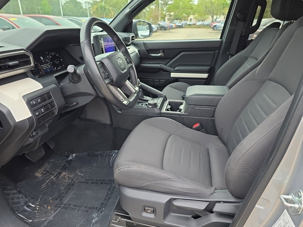 Used 2024 Toyota Tacoma TRD Off-Road image 8