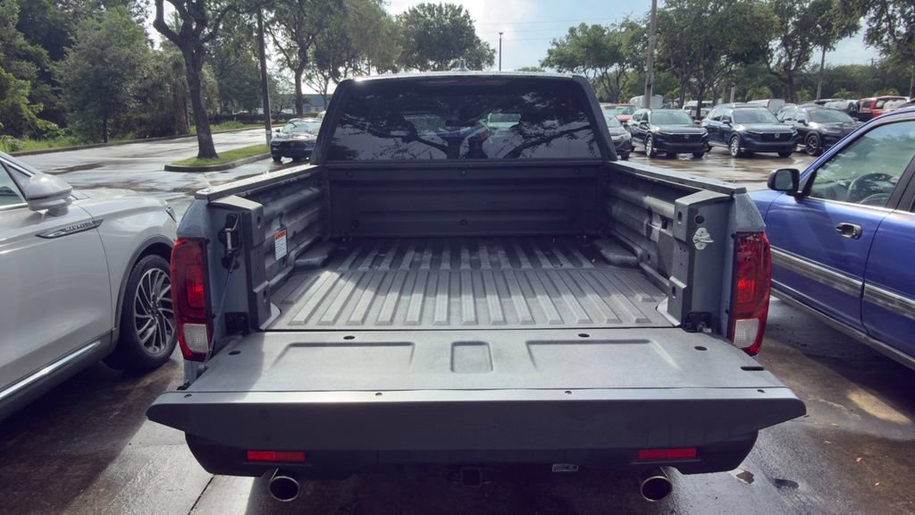 Used 2024 Honda Ridgeline Sport image 10
