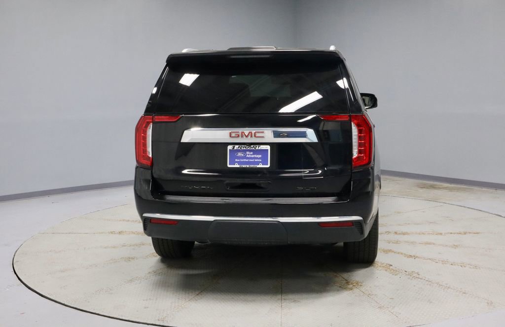 Used 2024 GMC Yukon SLT w/ SLT Luxury Package AWD/4WD image 11