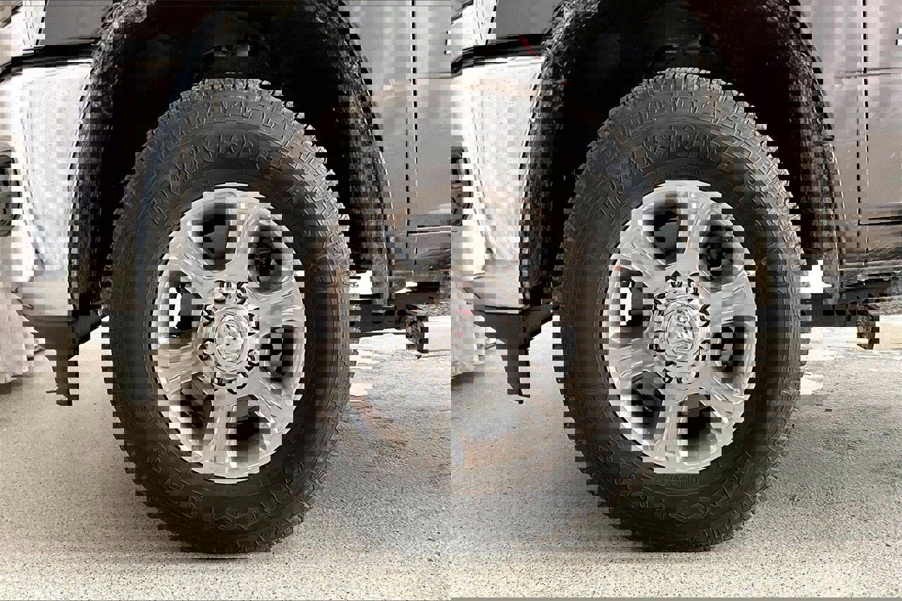 Used 2025 RAM 2500 Lone Star image 6