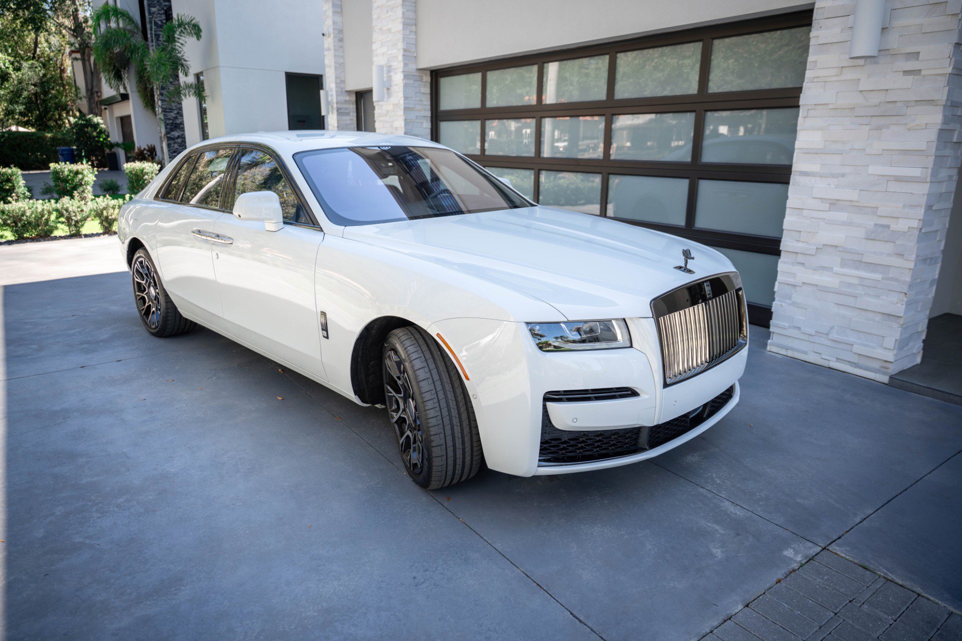 Used 2022 Rolls-Royce Ghost Black Badge image 7