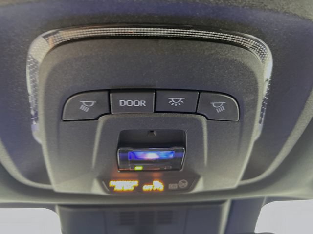 New 2026 Toyota C-HR AWD/4WD image 18