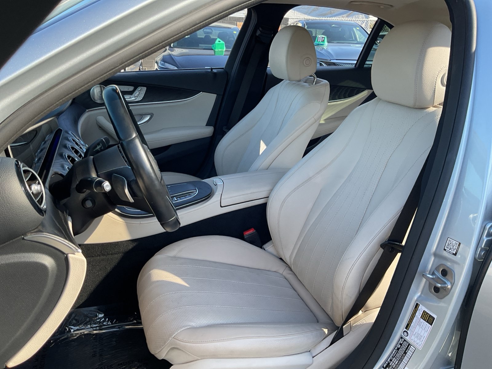 Used 2022 Mercedes-Benz E 350 Sedan image 18