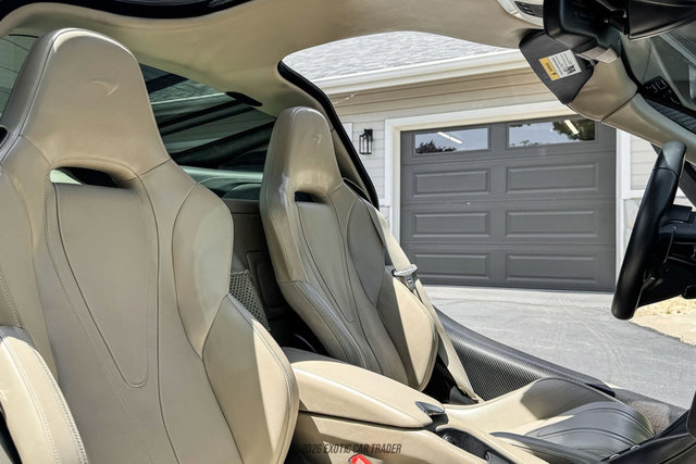 Used 2018 McLaren 720S Luxury RWD image 35
