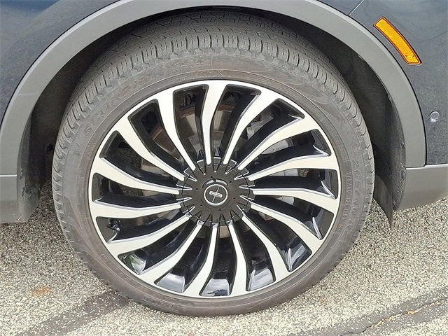 Certified 2023 Lincoln Nautilus Black Label AWD/4WD image 8