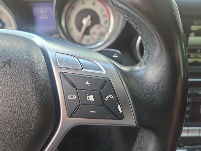 Used 2015 Mercedes-Benz SLK 250 w/ Premium Package image 20