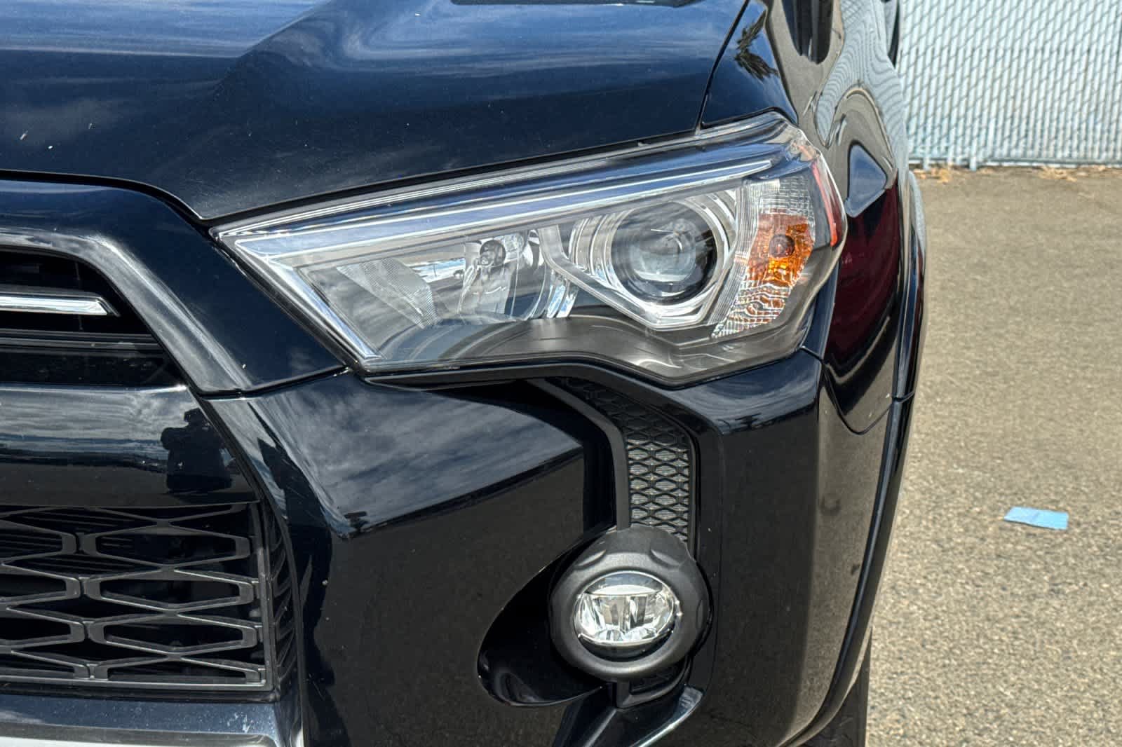 Used 2024 Toyota 4Runner TRD Off-Road Premium w/ Moonroof Package AWD/4WD image 14