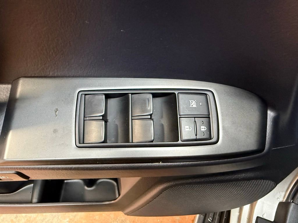 Used 2023 Lexus GX 460 Luxury w/ Accessory Package image 23