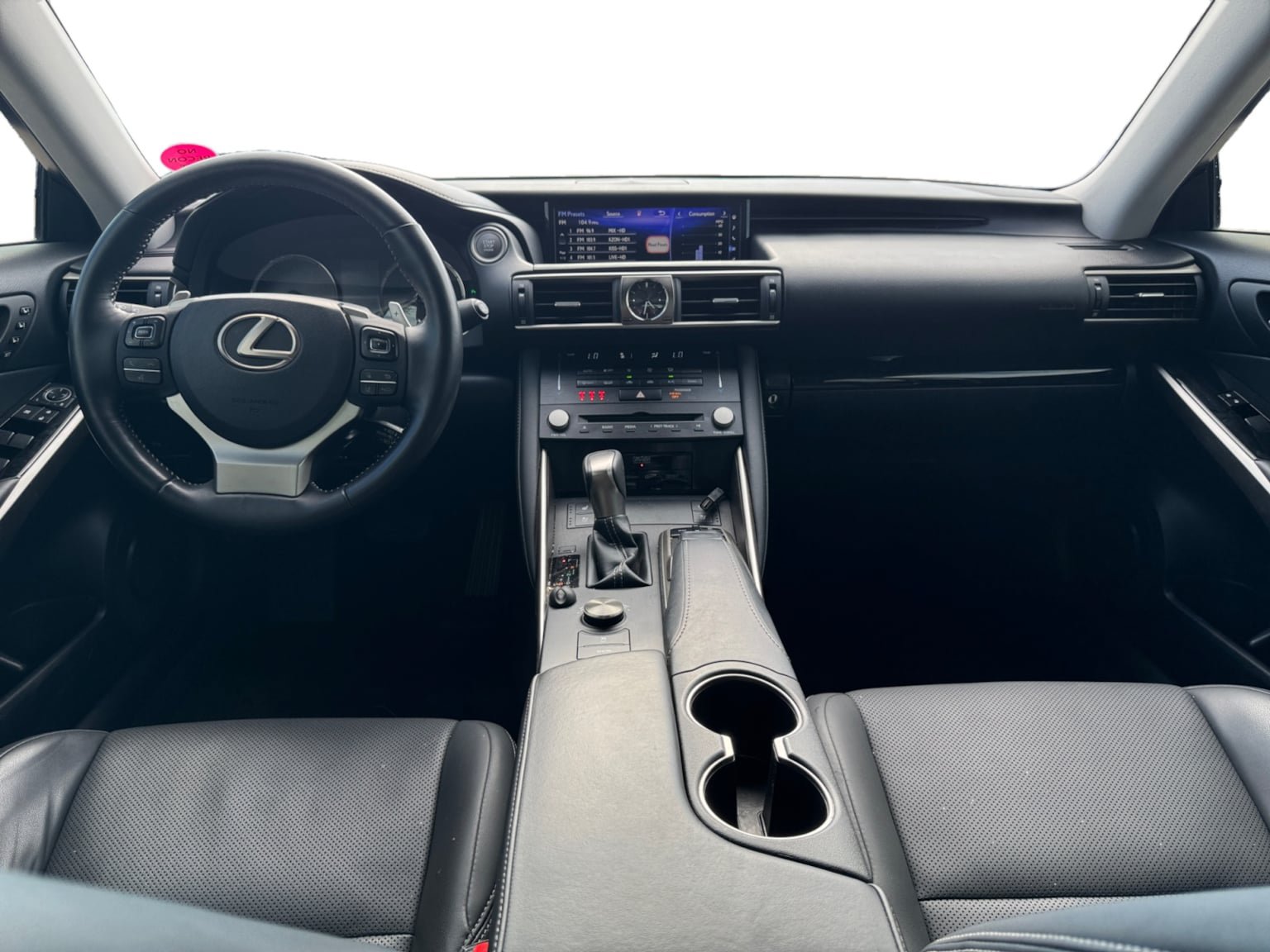 Used 2018 Lexus IS 300 w/ Comfort Package RWD image 12
