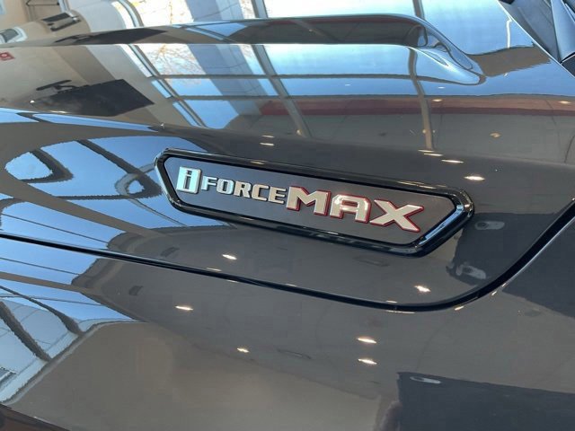 New 2025 Toyota 4Runner 4WD image 11