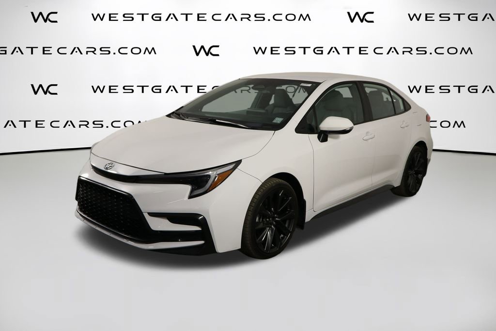 Used 2024 Toyota Corolla SE image 1