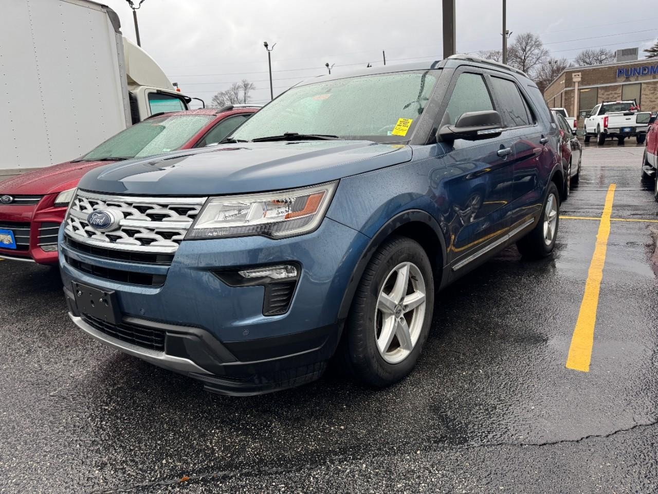 Used 2019 Ford Explorer XLT w/ Equipment Group 202A image 6