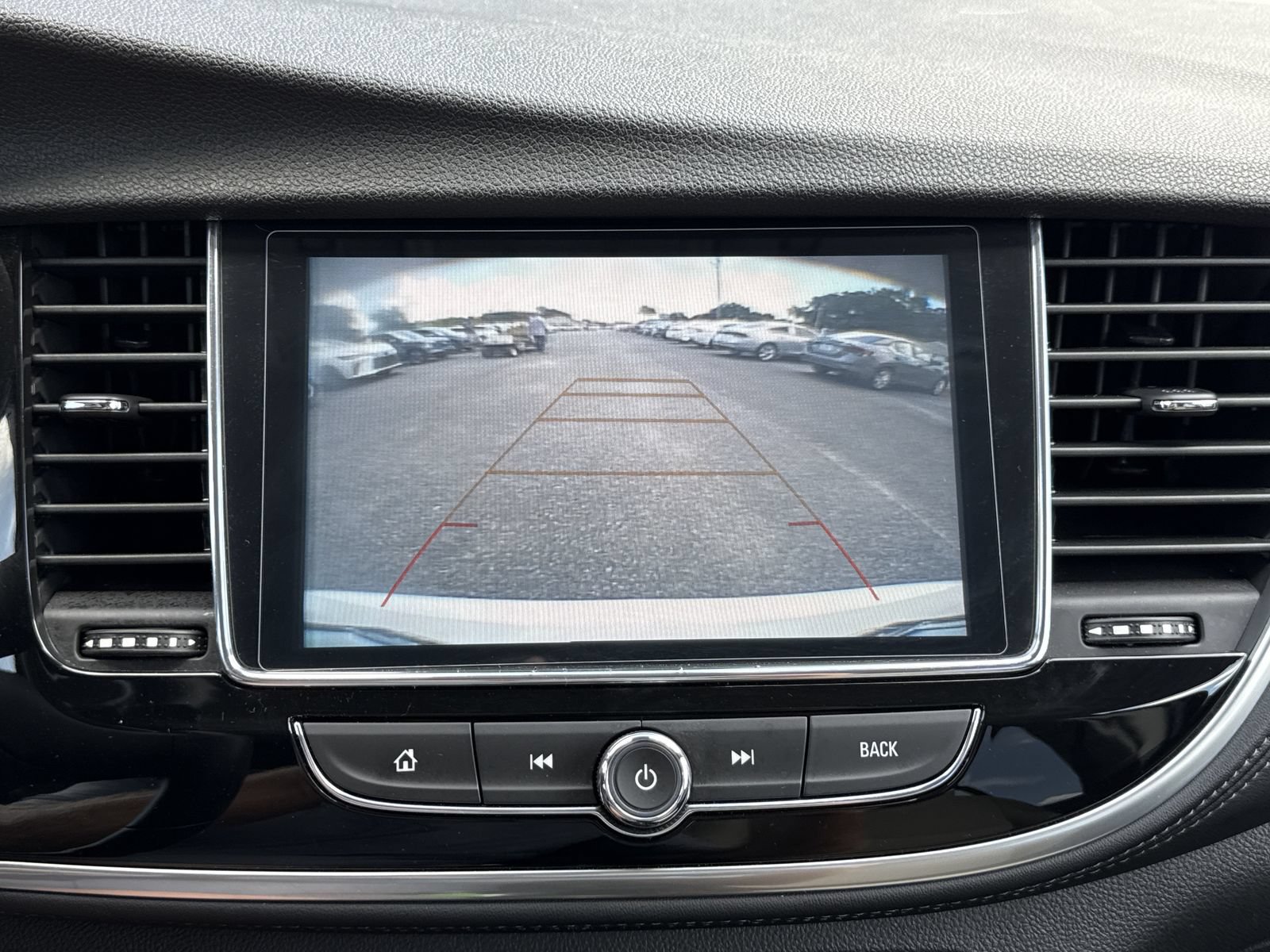 Used 2020 Buick Encore Preferred FWD image 20
