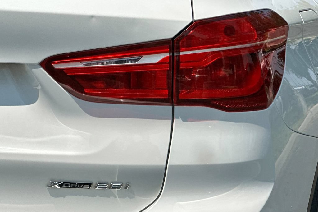 Used 2020 BMW X1 xDrive28i AWD/4WD image 25