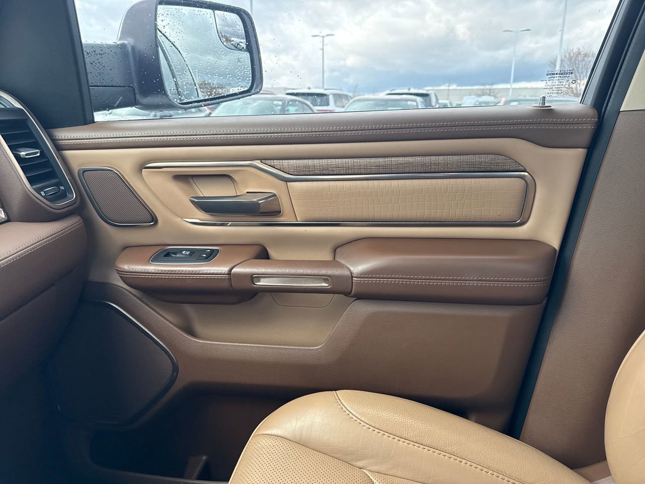 Used 2020 RAM 1500 Longhorn image 21