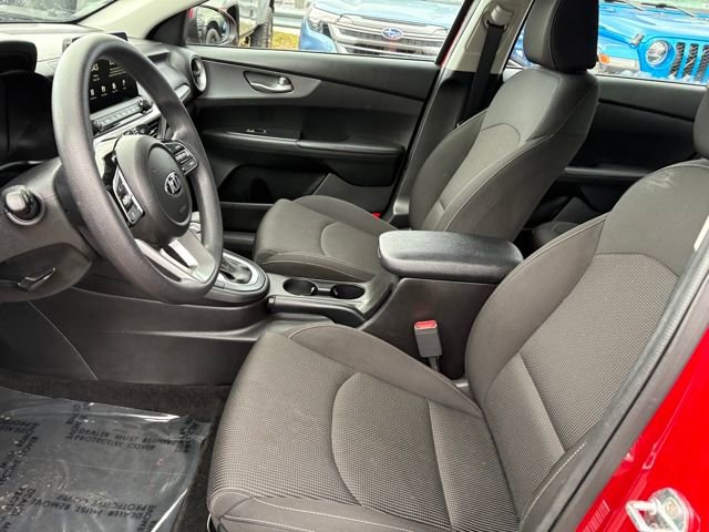 Used 2020 Kia Forte LXS image 9